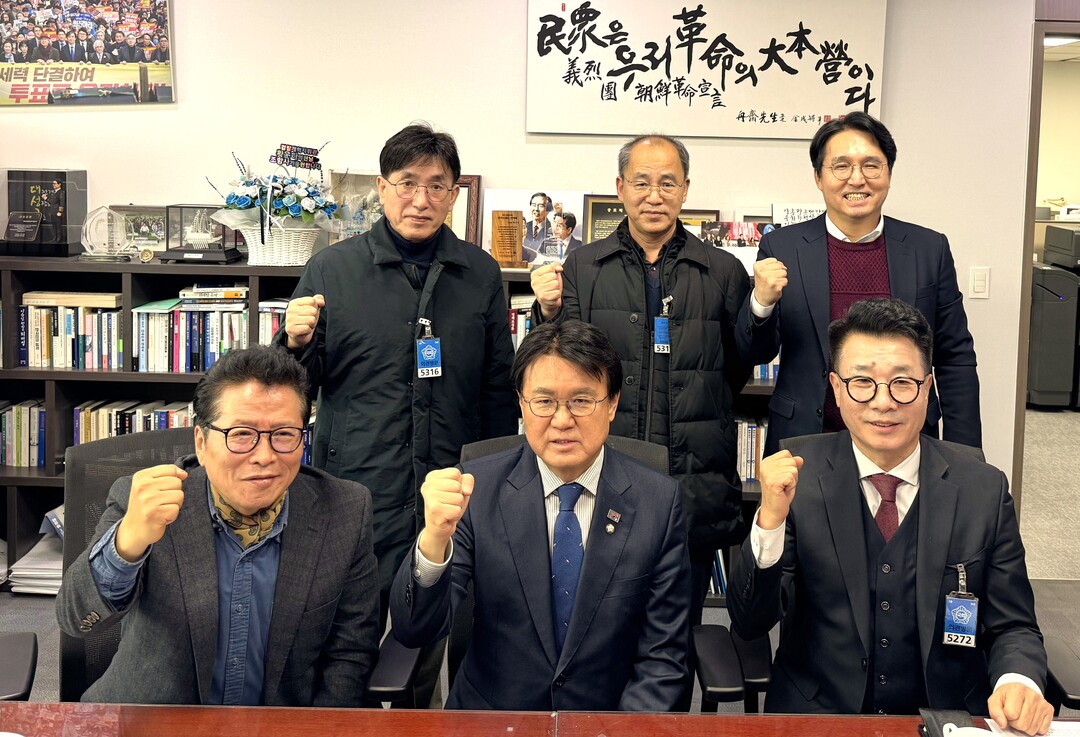 쓰레기 시멘트, 진실 알릴 의무 있다...